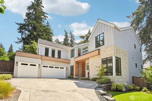 3072 106th Street Se, Bellevue, WA 98004