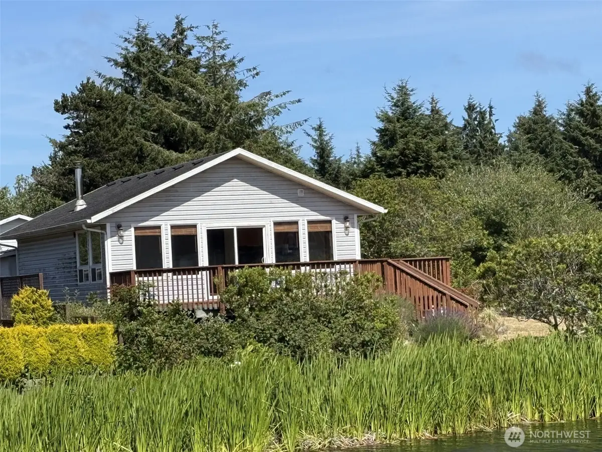 725 Wawona Avenue Sw, Ocean Shores, WA 98569 - #1