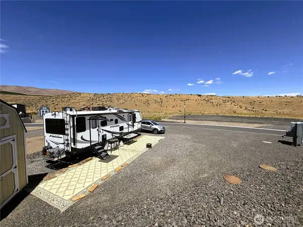 1769 Naches Wenas Rd, Selah, WA 98942