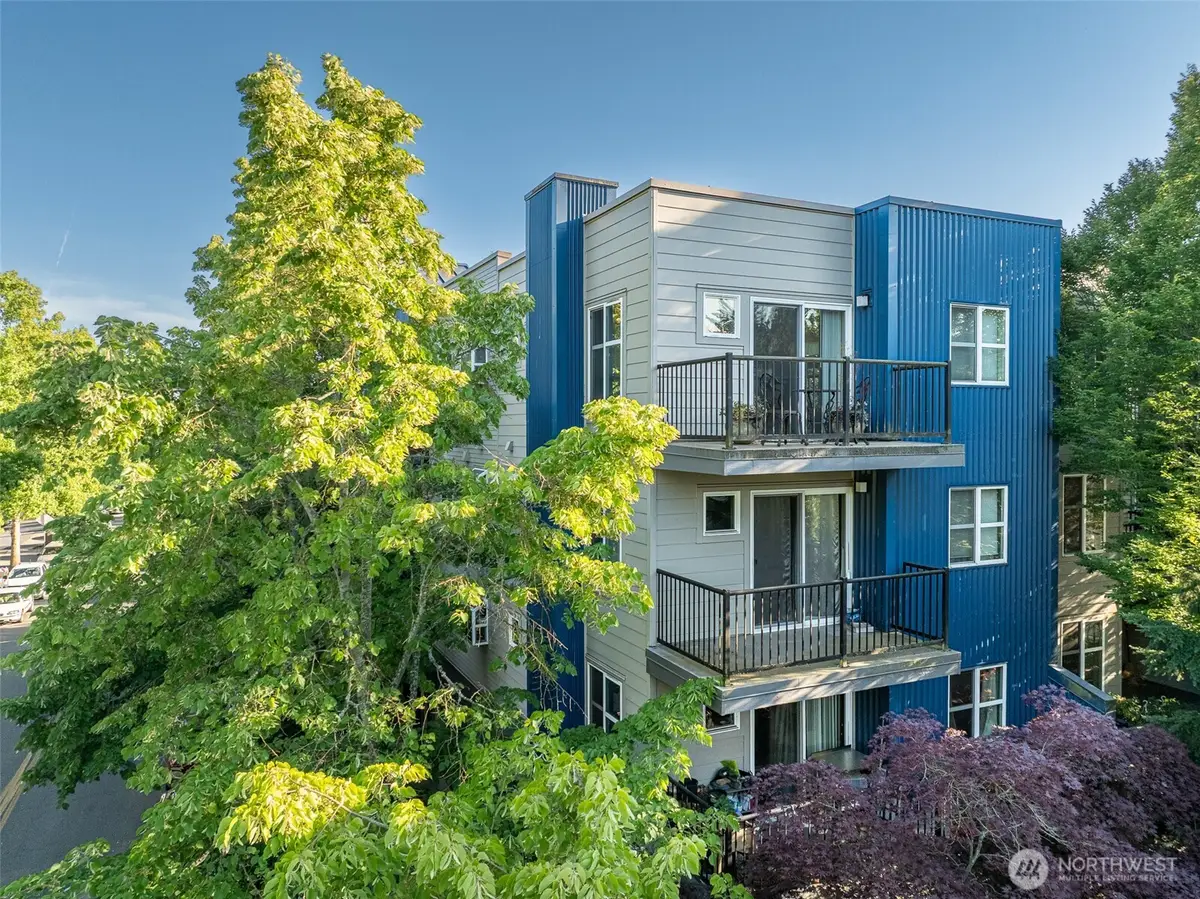 12345 Roosevelt Way Ne #310, Seattle, WA 98125 - #1