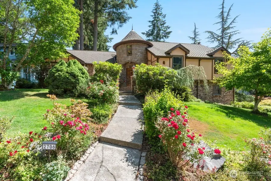 2706 Walnut Loop Nw, Olympia, WA 98502 - #3