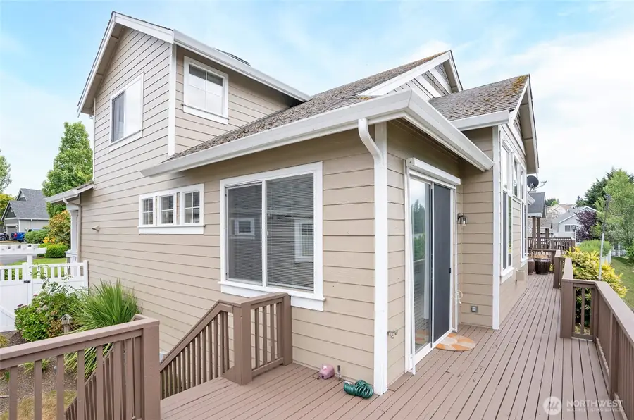 4008 42nd Street Ne, Tacoma, WA 98422 - #3
