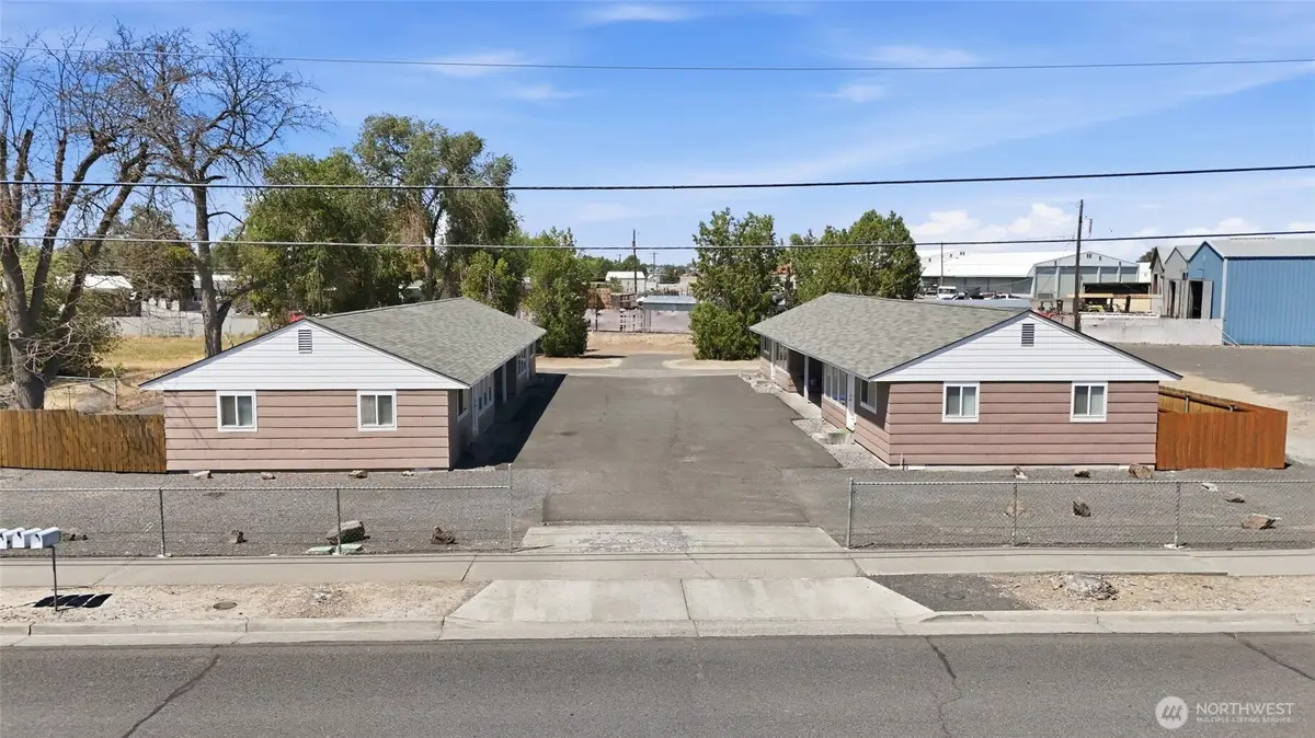 329 S Gibby Road, Moses Lake, WA 98837 - #1