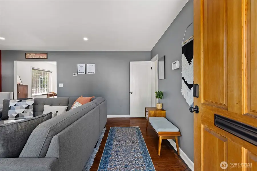3701 SW Henderson Street, Seattle, WA 98126 - #2