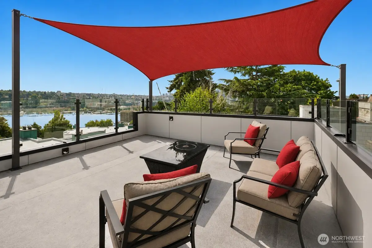 1616 Taylor Avenue N, Seattle, WA 98109 - #1