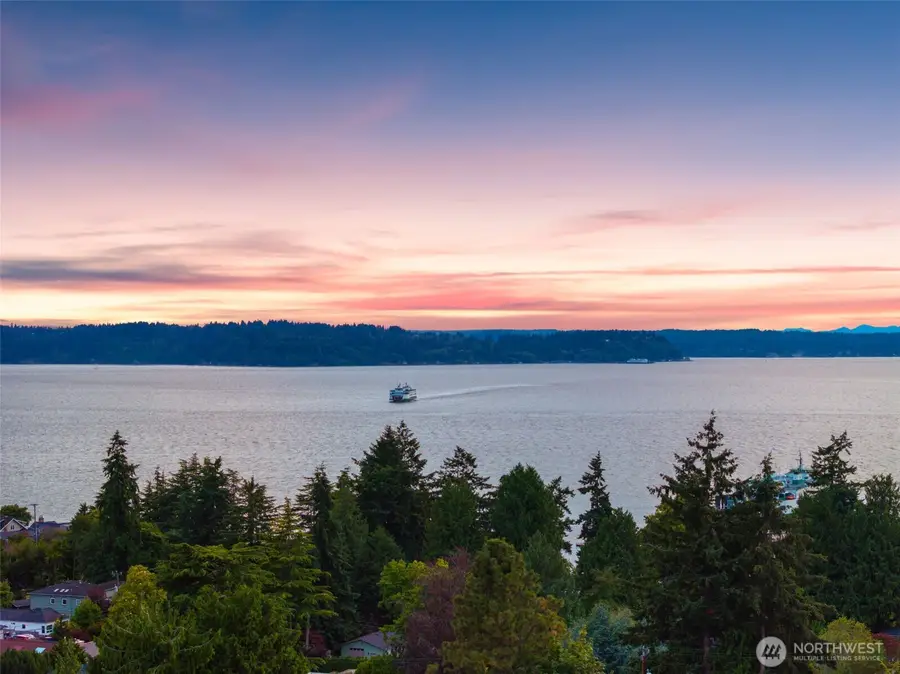 8731 Fauntlee Crest Sw, Seattle, WA 98136 - #3