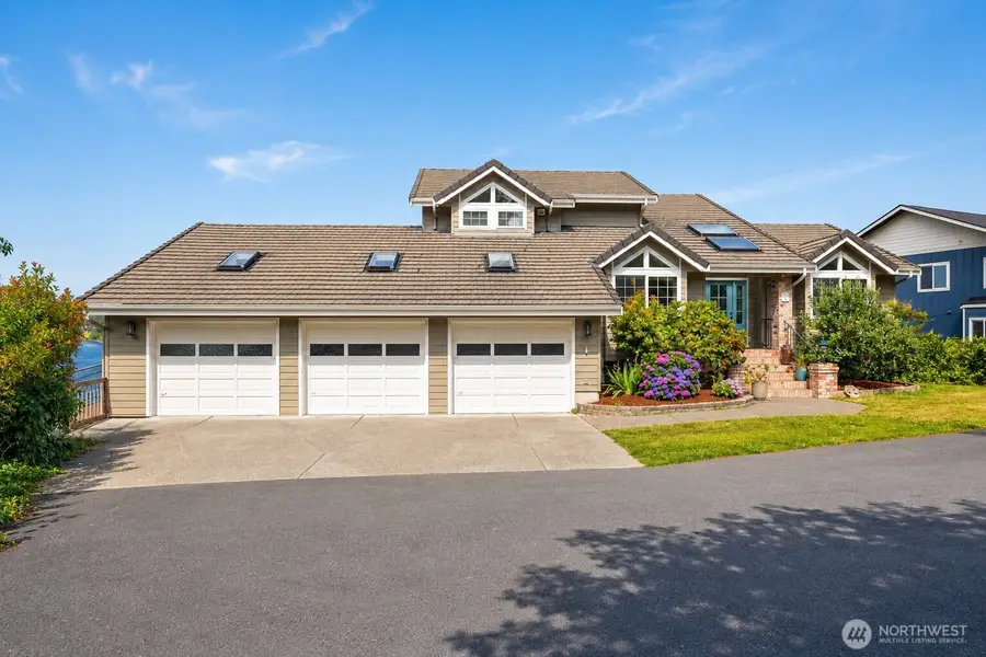 8827 Buttonwood Lane Ne, Olympia, WA 98516 - #3