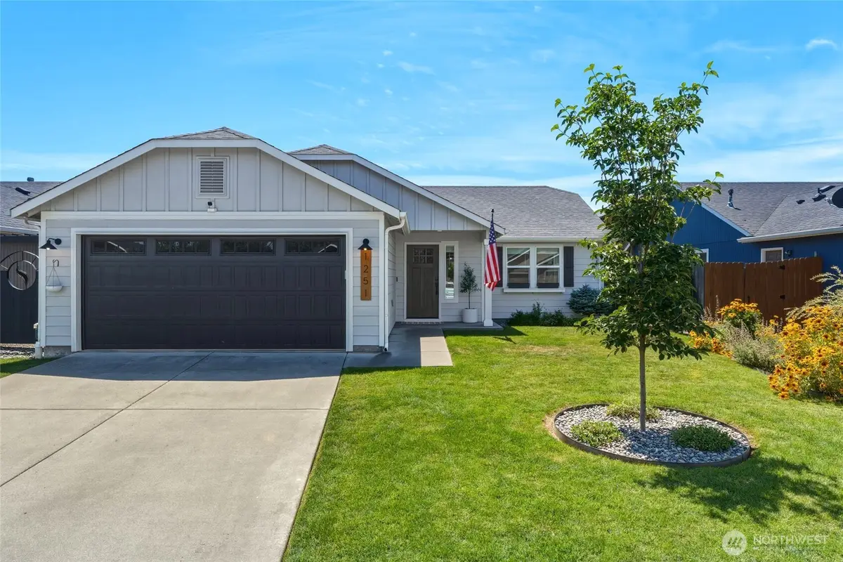1251 SW Greeley Street, College Place, WA 99324 - #1
