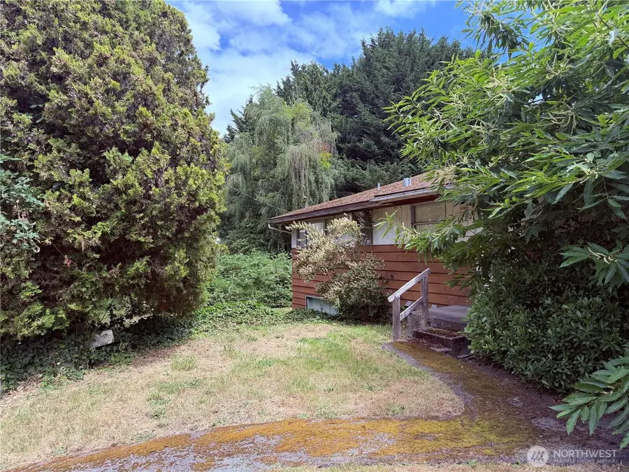 1520 102nd Avenue Ne, Bellevue, WA 98004 - #3