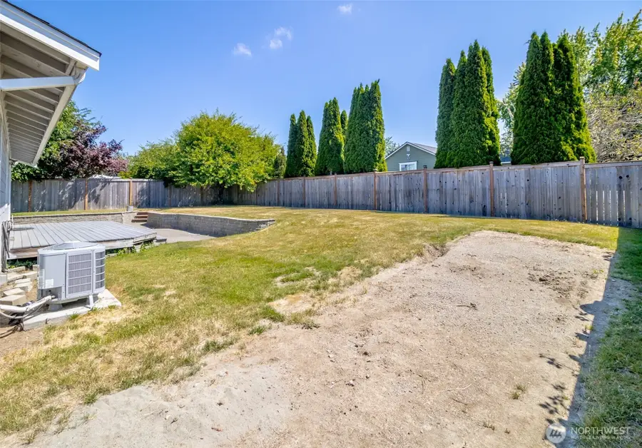 10025 14th Ave E., Tacoma, WA 98445 - #3
