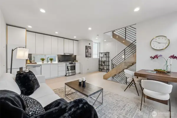 710 14th Avenue #C, Seattle, WA 98122