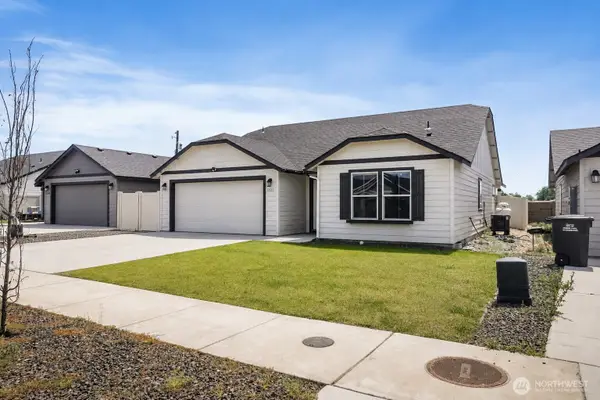 1125 W Sequoia Road, Moses Lake, WA 98837