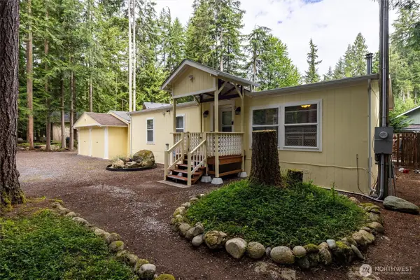 1461 King Valley Drive, Maple Falls, WA 98266