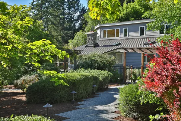 5697 Casper Court, Langley, WA 98260