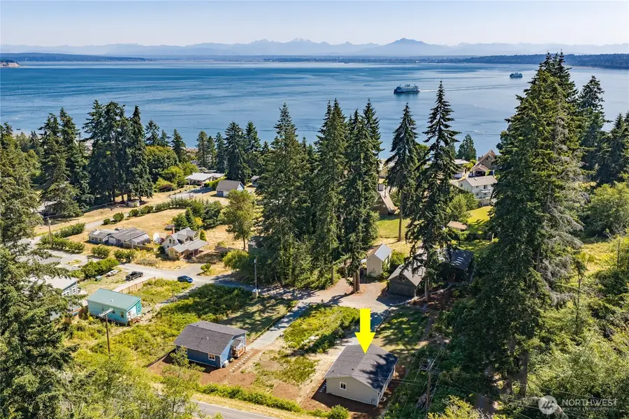 6888 Helena Street, Clinton, WA 98236 - #3