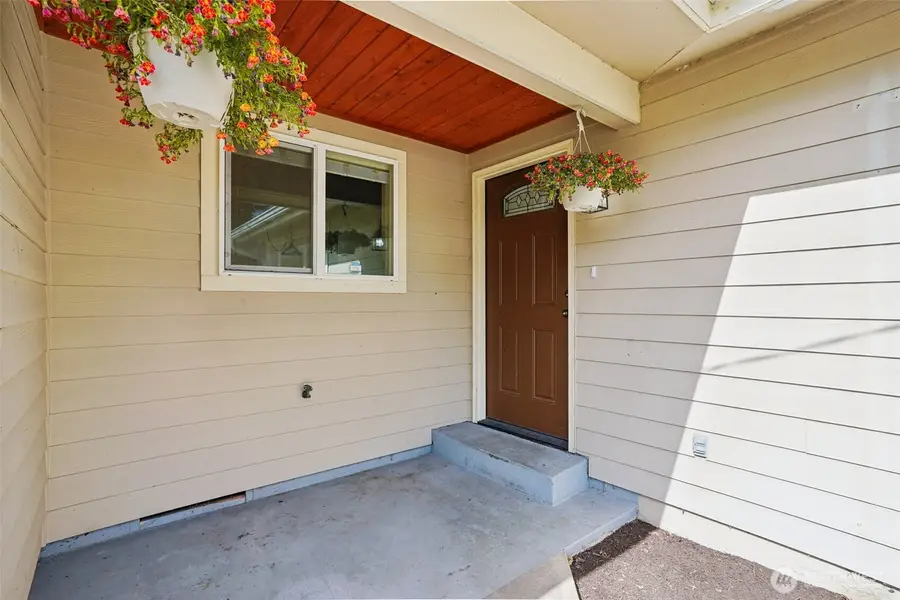 1711 7th Avenue Se, Puyallup, WA 98372 - #3