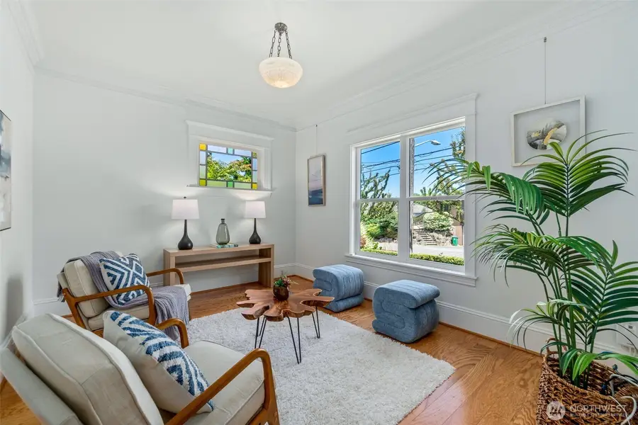 2217 4th Avenue N, Seattle, WA 98109 - #3