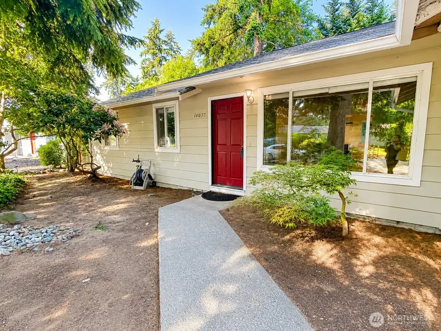 14037 108th Avenue Ne, Kirkland, WA 98034 - #3