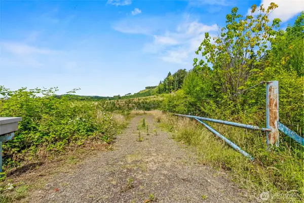 0 Holcomb Road, Kelso, WA 98632