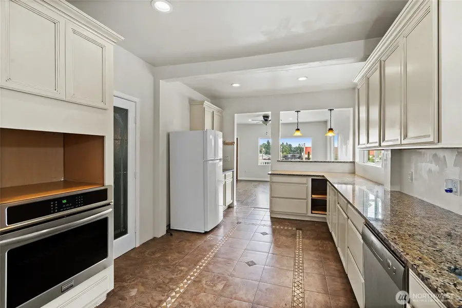 4012 Rucker Avenue, Everett, WA 98201 - #3