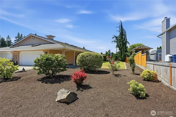 11624 46th Avenue #D, Marysville, WA 98271