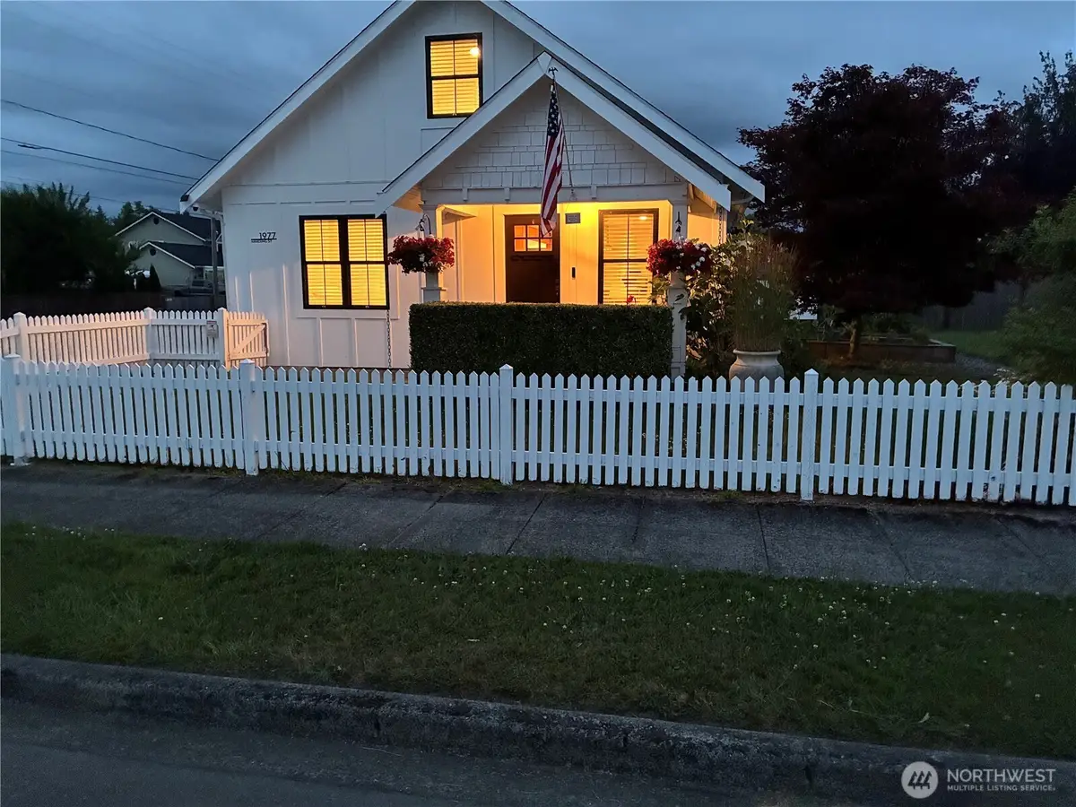 1977 Harding Street, Enumclaw, WA 98022 - #1