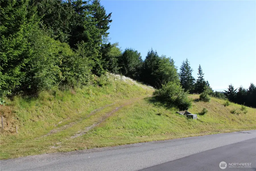 1076 Malvern Hills Drive #17, Camano Island, WA 98282 - #2
