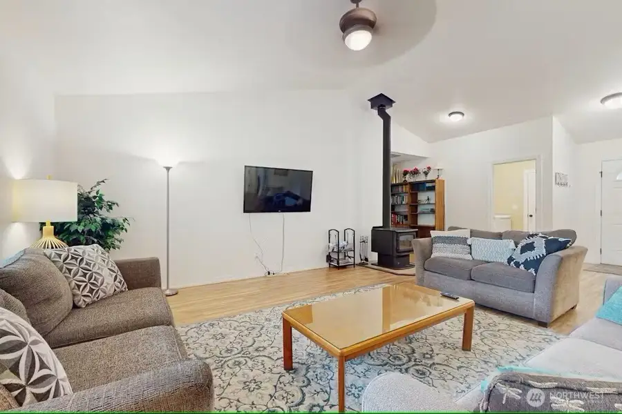 120 Pine Glen Court, Easton, WA 98925 - #2