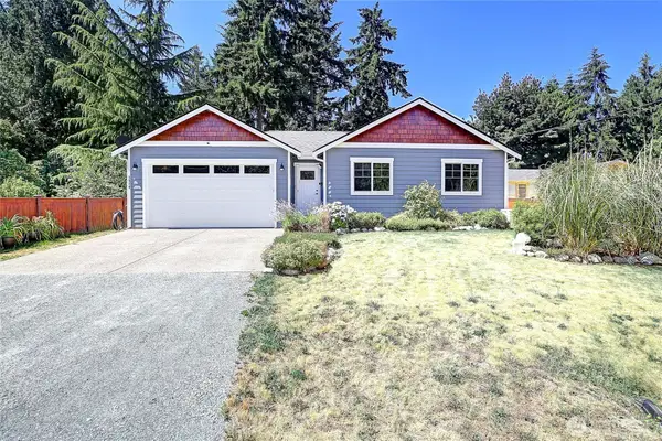 3020 Sauk Drive, Camano Island, WA 98282