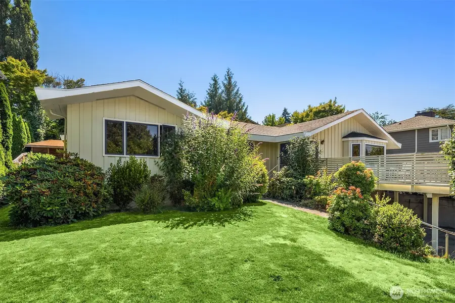 4744 44th Avenue Ne, Seattle, WA 98105 - #3