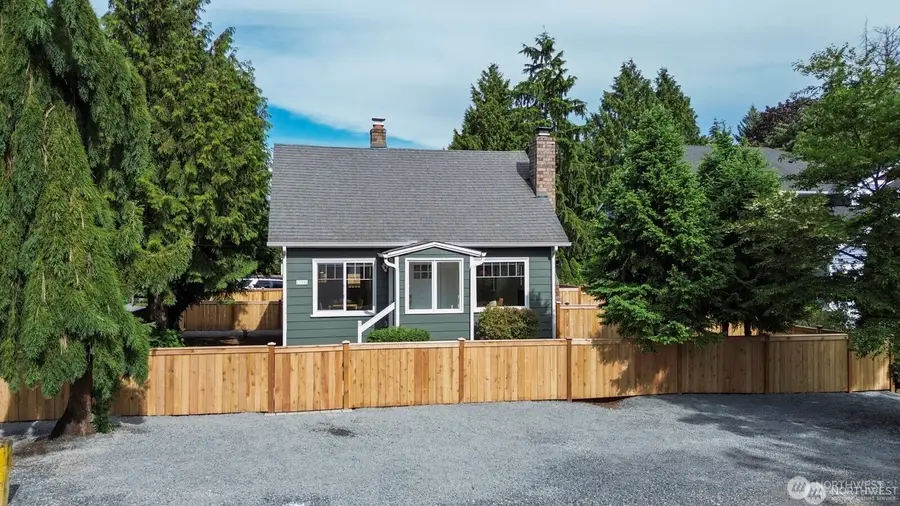 11556 17th Avenue Ne, Seattle, WA 98125 - #3