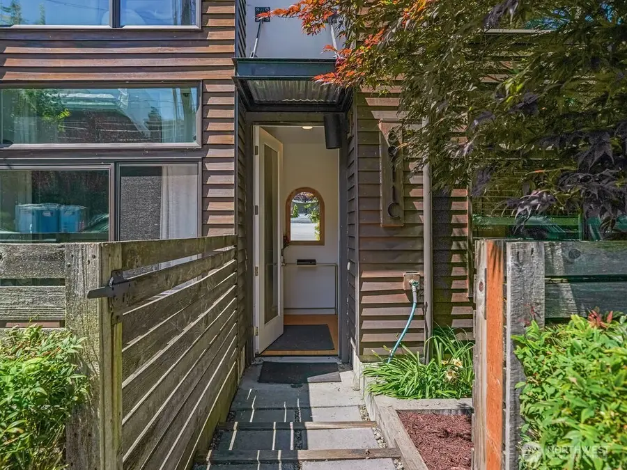 6911 California Avenue Sw, Seattle, WA 98136 - #3