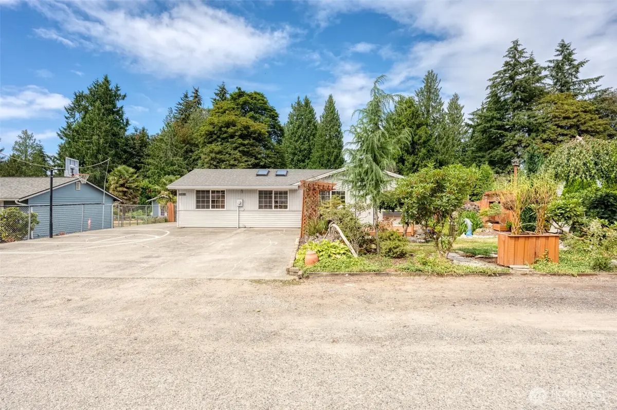 6711 125th Street Ct E, Puyallup, WA 98373 - #1