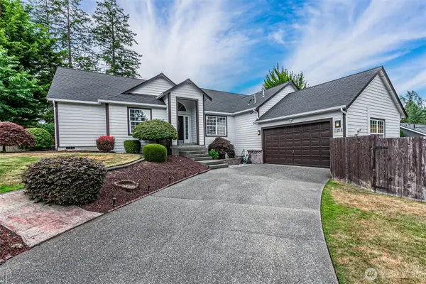 11218 215th Avenue E, Bonney Lake, WA 98391