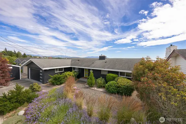 3919 Cliffside Drive, Bellingham, WA 98225