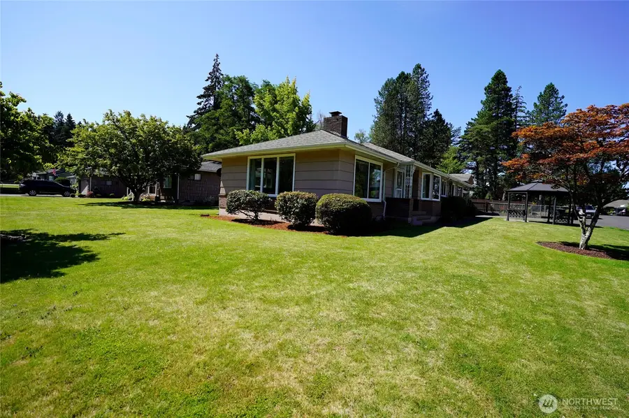 102 Laurel Place, Longview, WA 98632 - #2