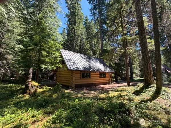 141 Silver Springs Fs Rd 7175, Enumclaw, WA 98022
