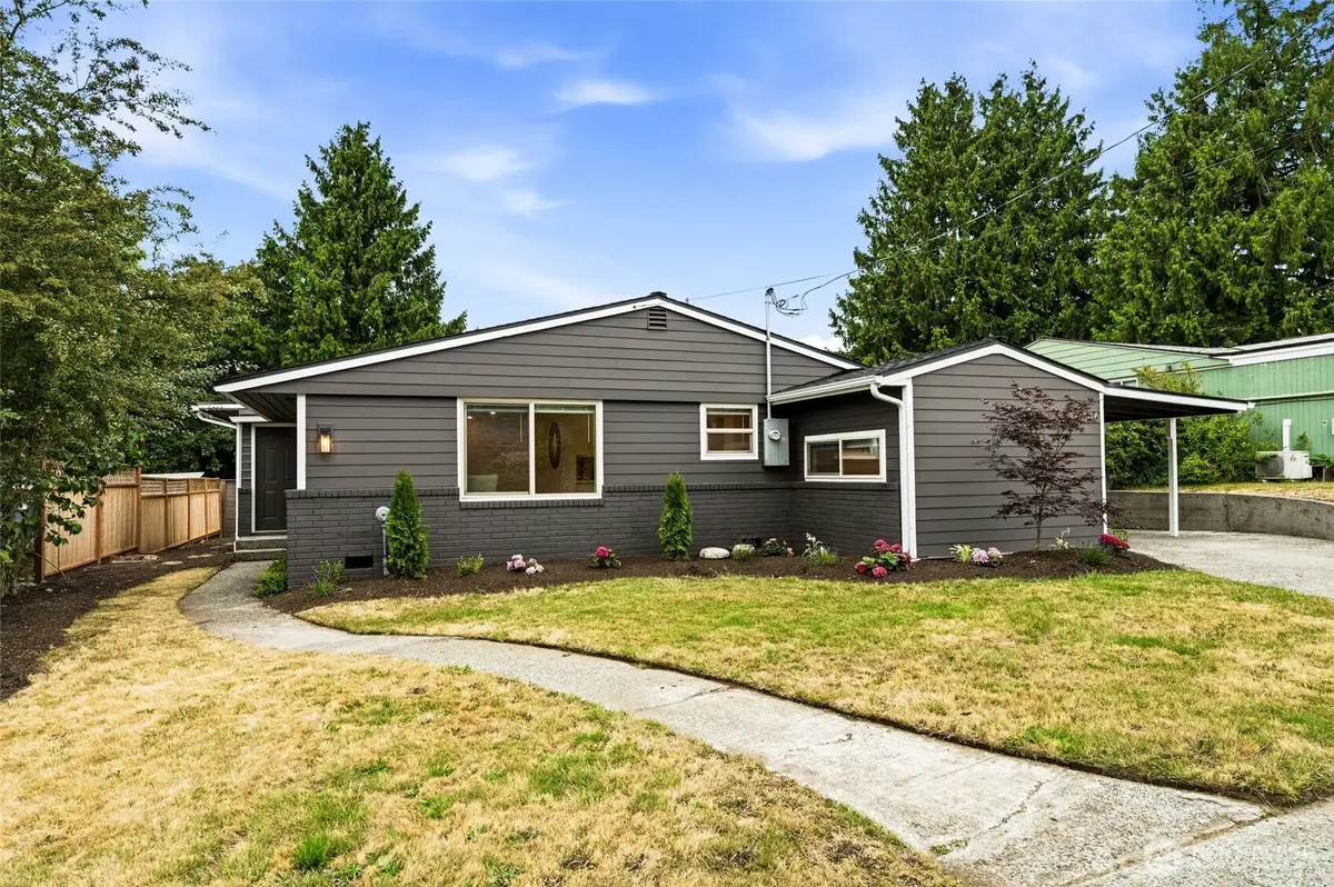 4846 S Kenny Street, Seattle, WA 98118 - #1