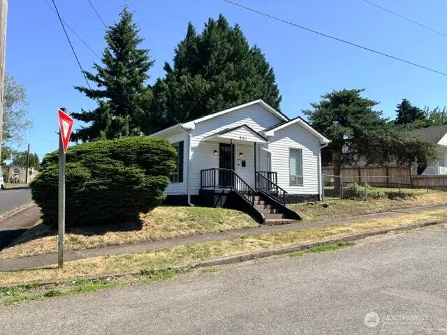901 Crawford, Kelso, WA 98626 - #1
