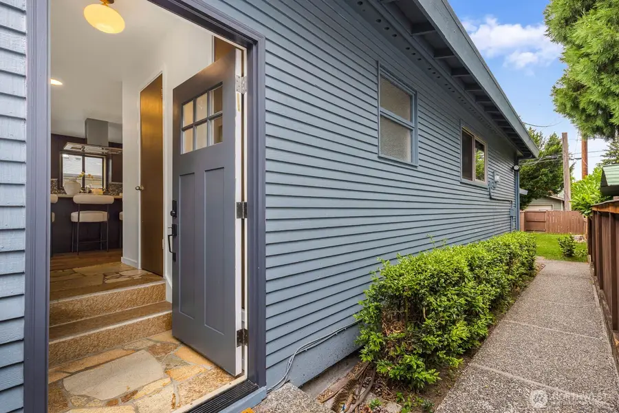 5025 48th Ave Sw, Seattle, WA 98136 - #2