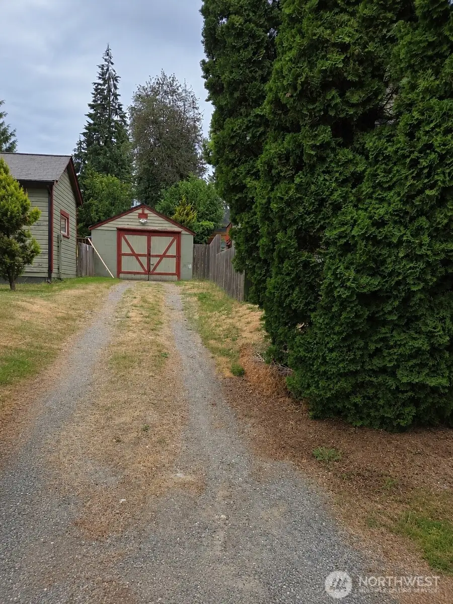 14337 Burke Avenue N, Seattle, WA 98133 - #2