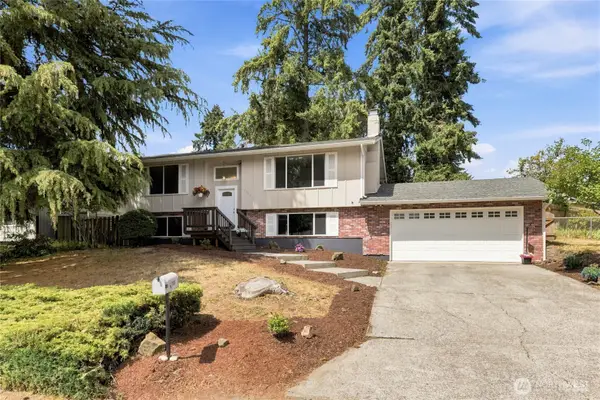 7910 Husky Way Se, Lacey, WA 98503