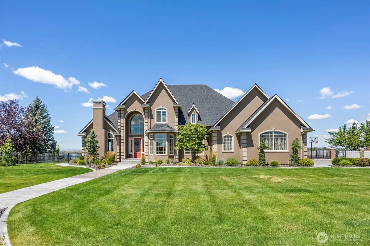 8596 SE Dune Lake Road, Moses Lake, WA 98837 - #1
