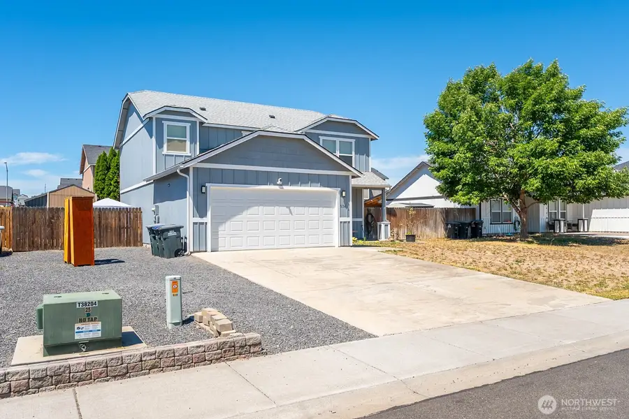 534 N Mississippi Drive, Moses Lake, WA 98837 - #2