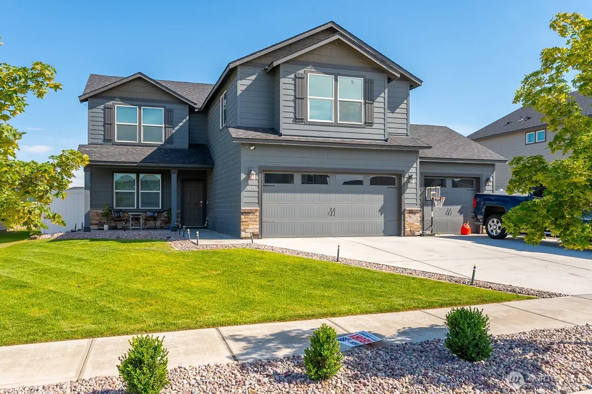 4211 W Heaverlo Drive, Moses Lake, WA 98837 - #1