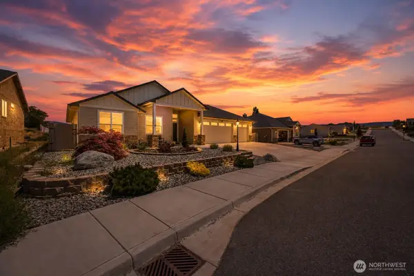 472 Sunny Brooke Lane, Chelan, WA 98816