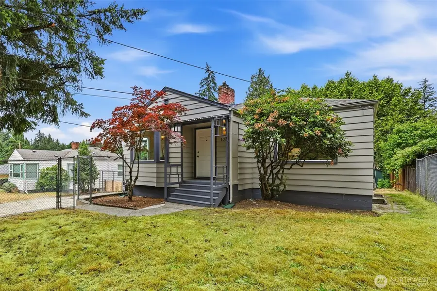 10713 15th Avenue Ne, Seattle, WA 98125 - #2