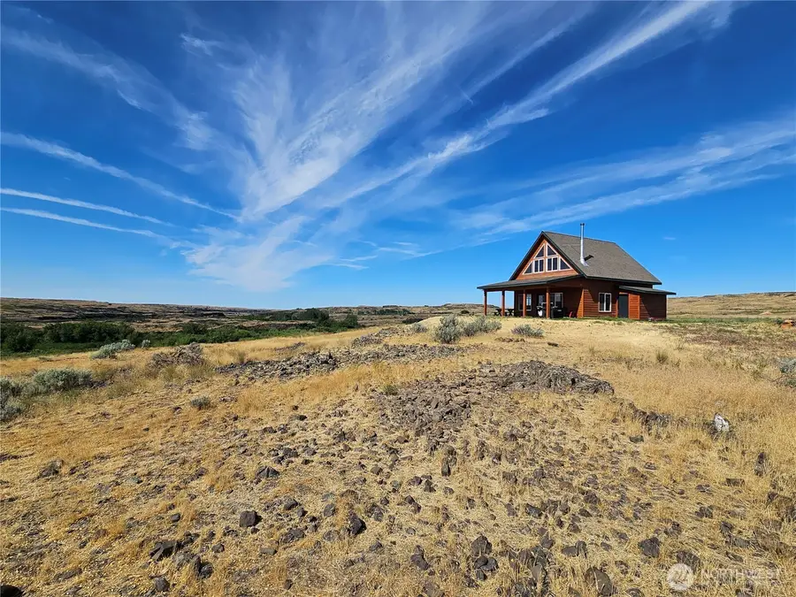24414 Seven Springs Dairy Road E, Harrington, WA 99134 - #3