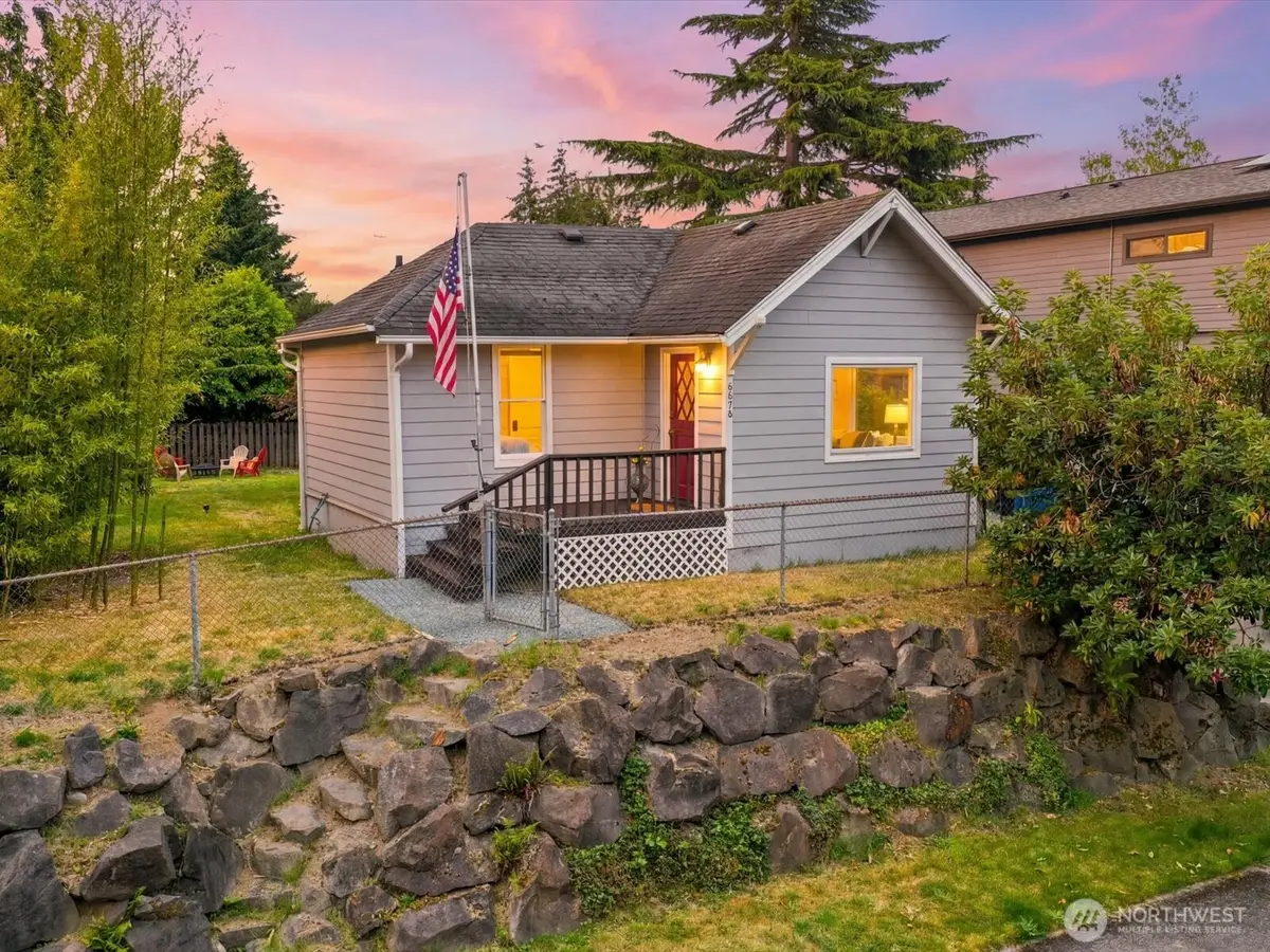 8848 13th Avenue Sw, Seattle, WA 98106 - #1