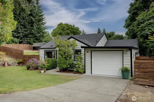 555 Windsor Place Ne, Renton, WA 98056